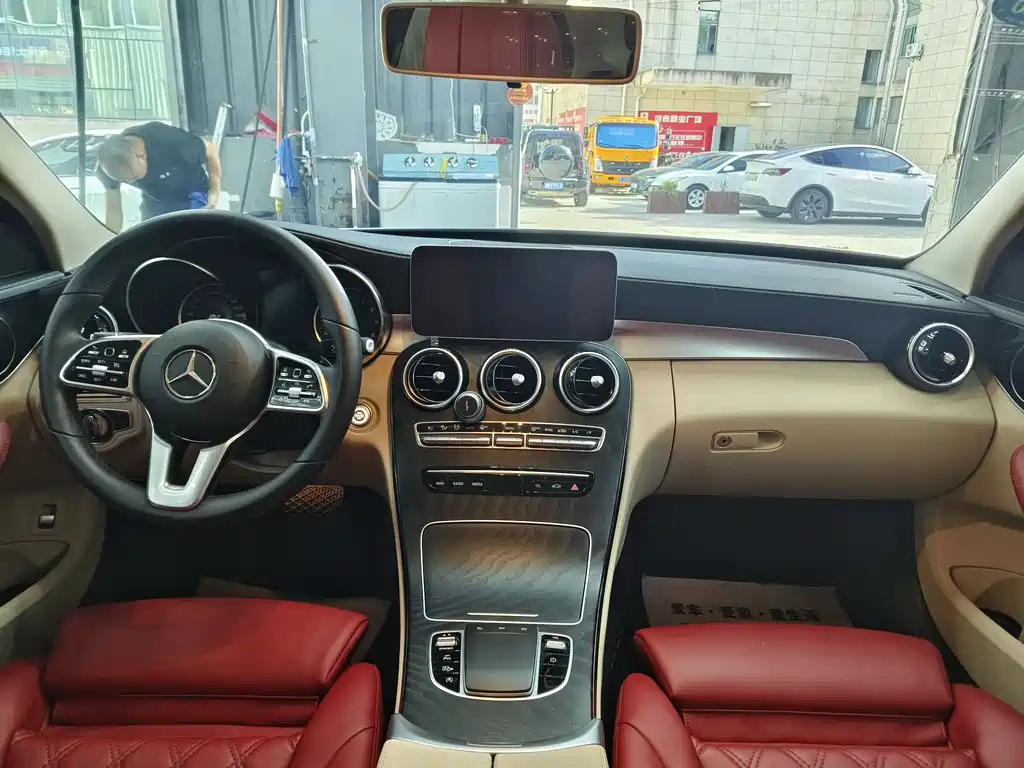 Mercedes-Benz C-Class 2019 — фото 10