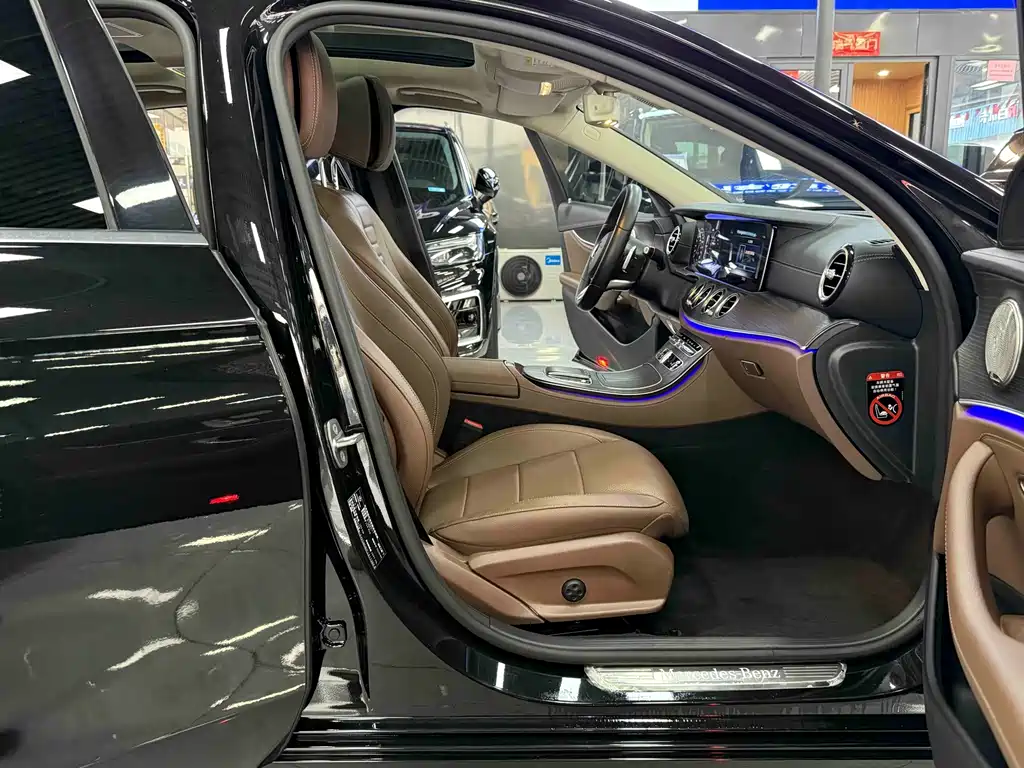 Mercedes-Benz E-Class 2020 — фото 12