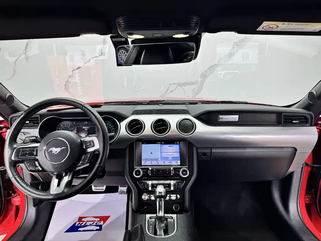 Ford Mustang 2020 — фото 12