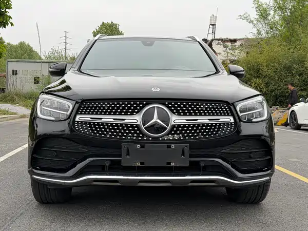 Mercedes-Benz GLC 2023