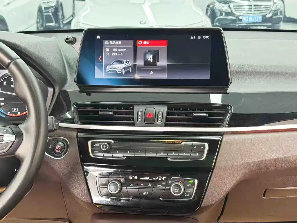 BMW X1 2022 — фото 11