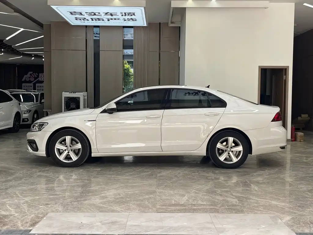 Volkswagen Lamando 2021
