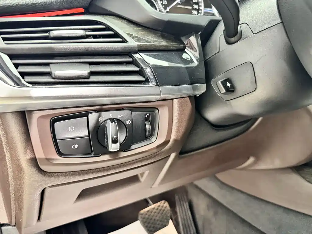 BMW X5 2015 — фото 18