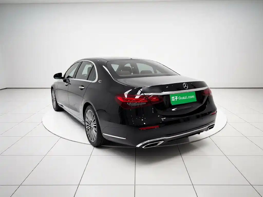 Mercedes-Benz E-Class 2022