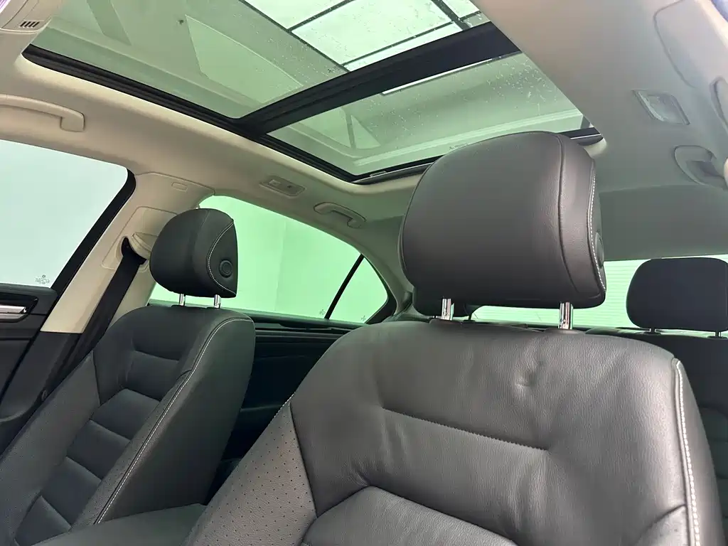 Volkswagen Phideon 2020 — фото 14