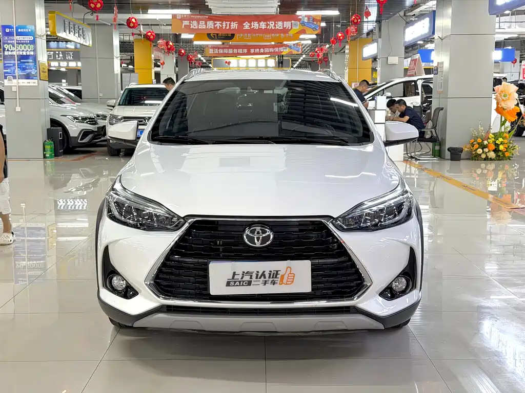 Toyota Yaris L 2022
