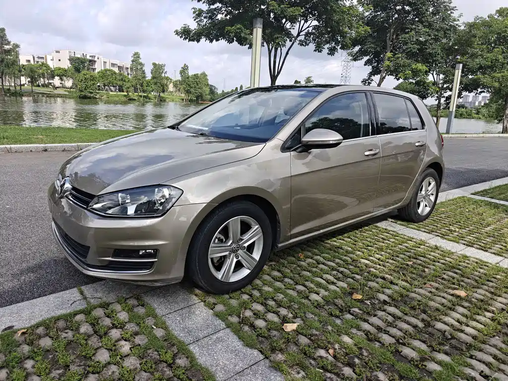 Volkswagen Golf 2015