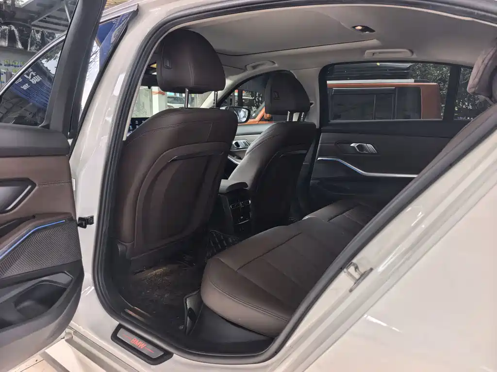 BMW i3 2024 — фото 15