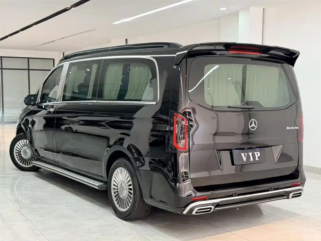 Mercedes-Benz Vito 2022 — фото 8