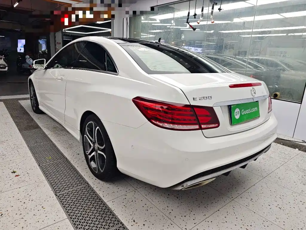 Mercedes-Benz E-Class 2015