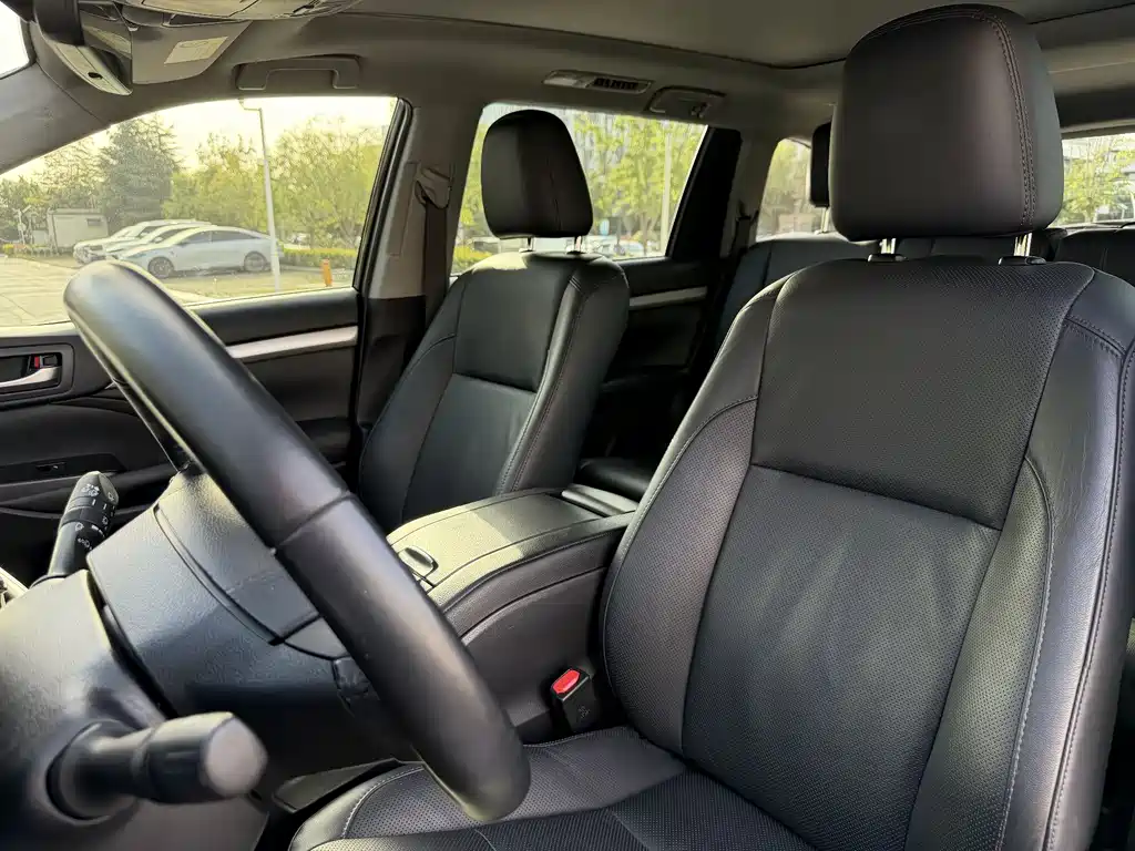 Toyota Highlander 2019 — фото 18
