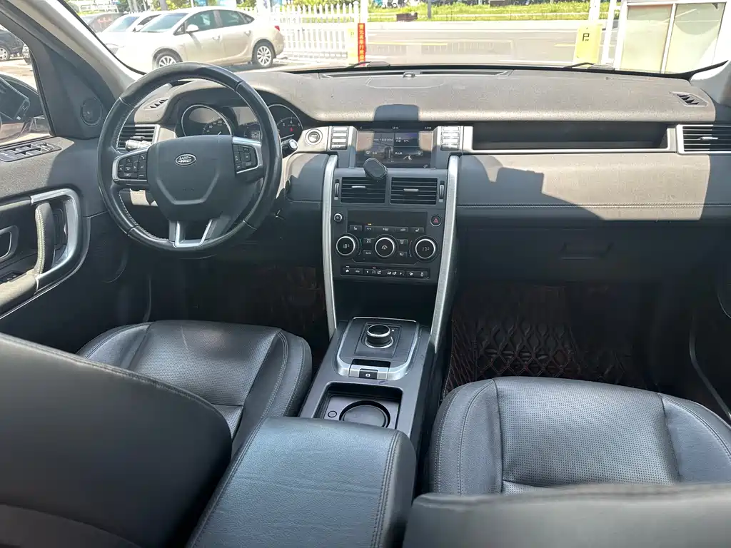 Land Rover Discovery Sport 2017
