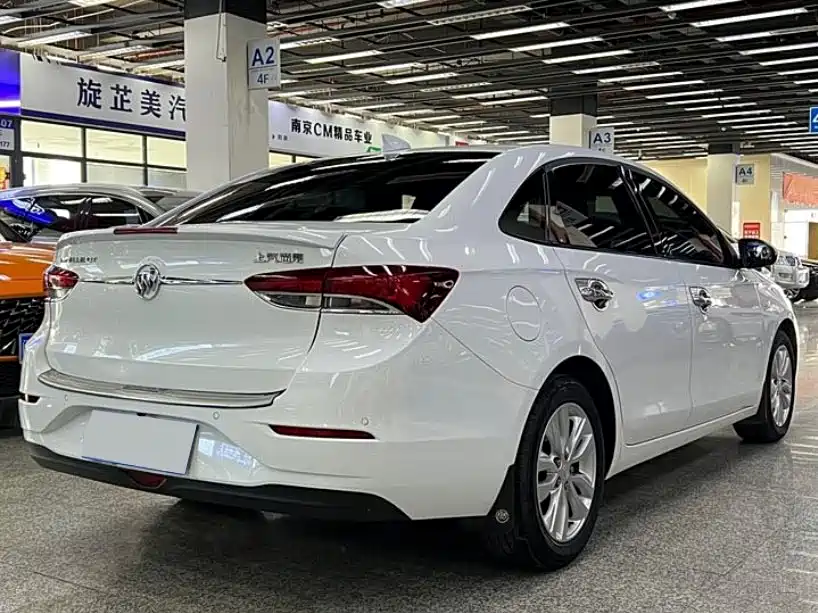 Buick Excelle 2020 — фото 12