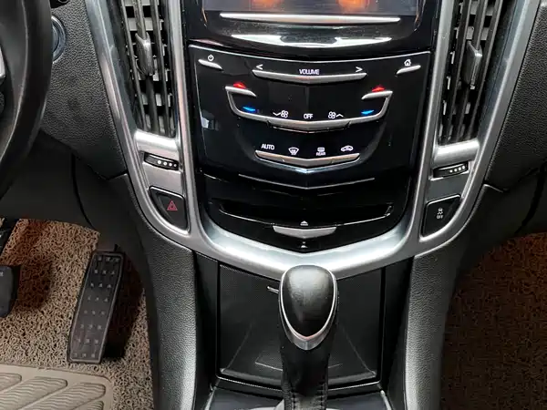 Cadillac SRX 2014