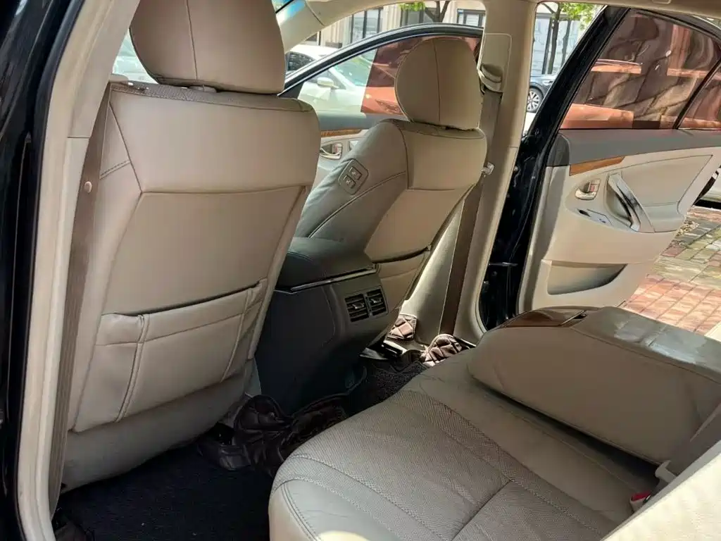 Toyota Camry 2011