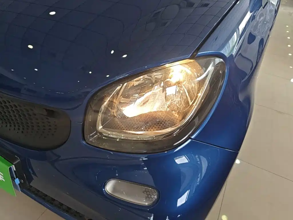 smart fortwo 2016 — фото 24