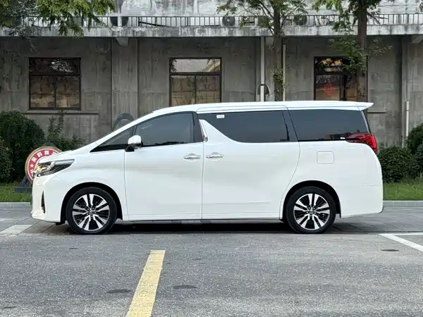 Toyota Alphard 2019