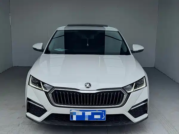 Skoda Octavia 2023