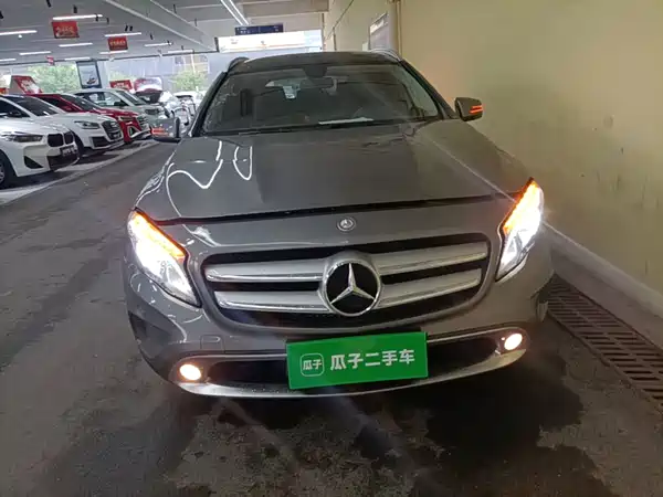 Mercedes-Benz GLA 2015