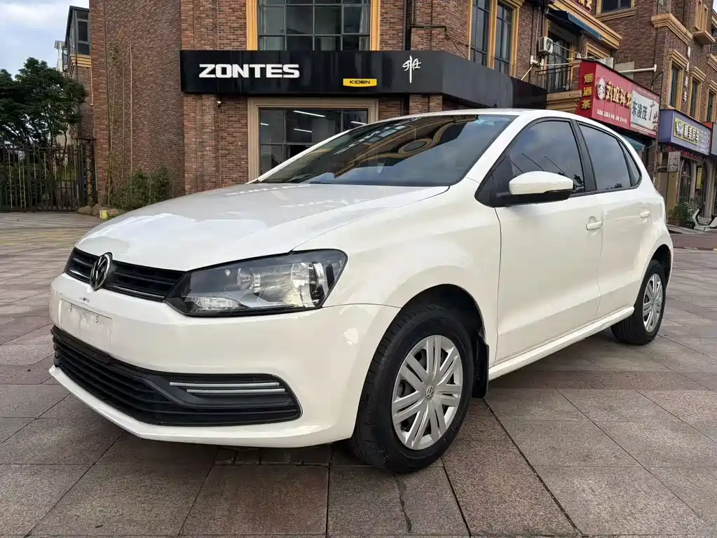 Volkswagen Polo 2017 — фото 1