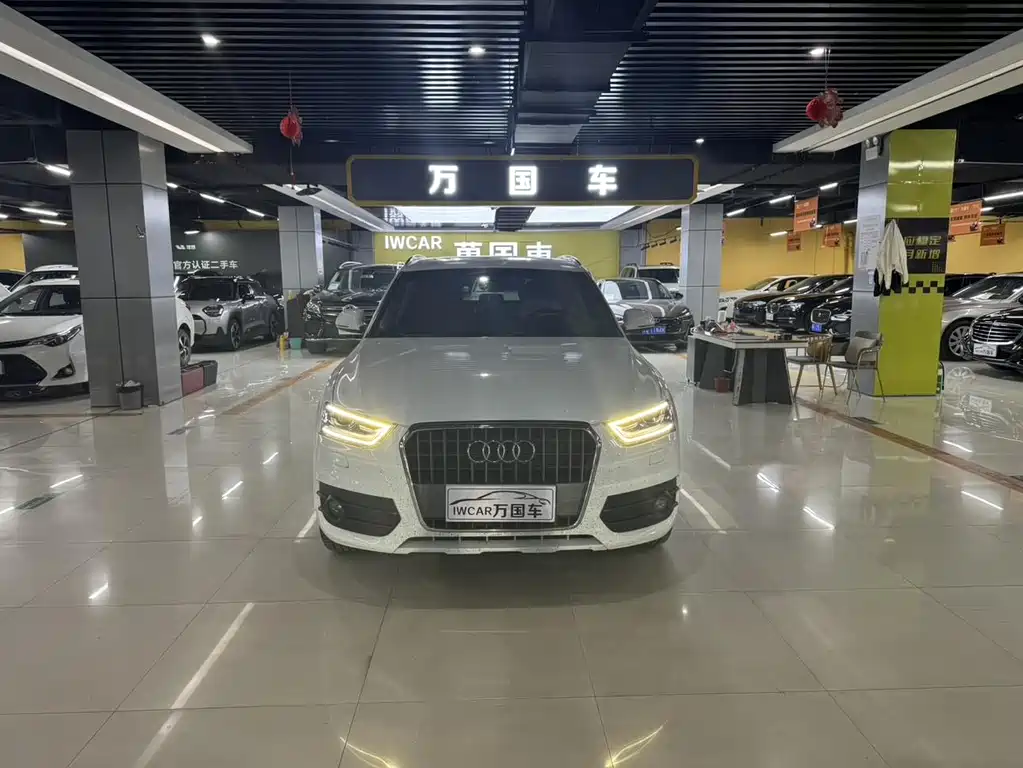 Audi Q3 2015