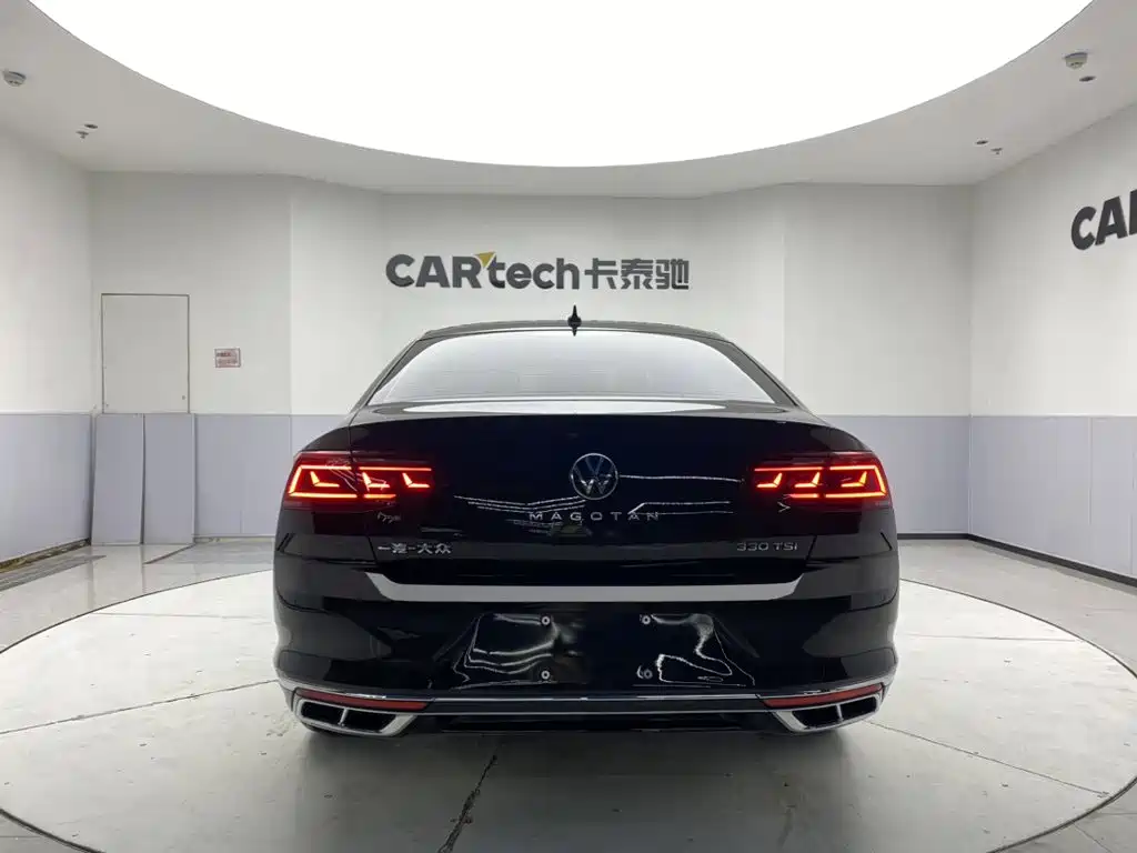 Volkswagen Magotan 2024