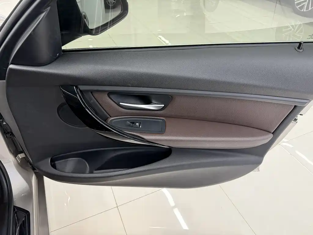 BMW 3 Series 2018