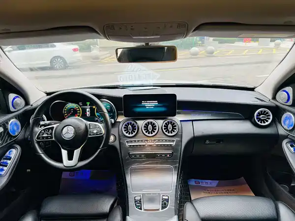 Mercedes-Benz C-Class 2019