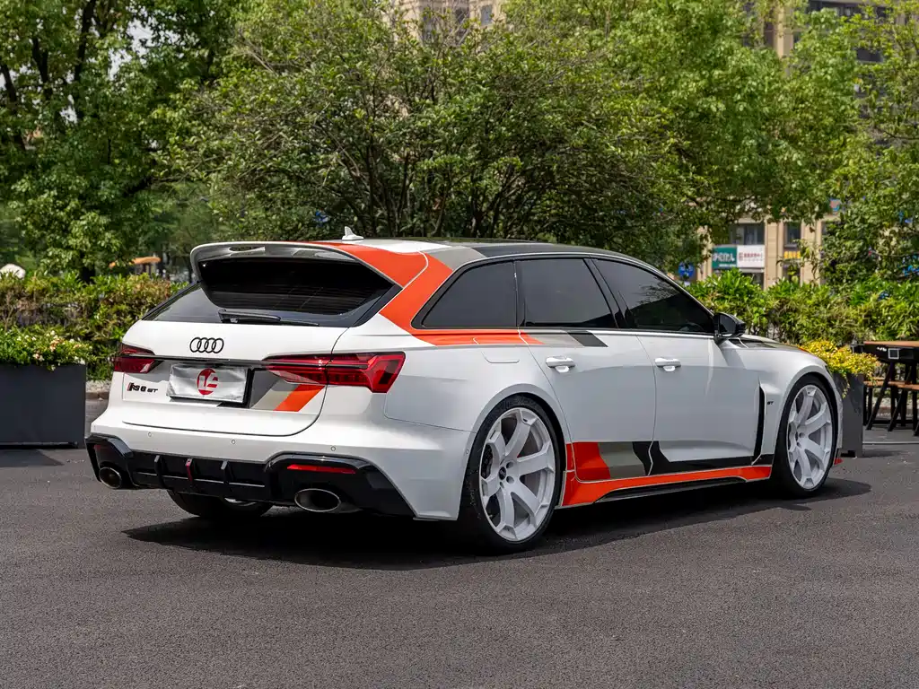 Audi RS 6 2025 — фото 4