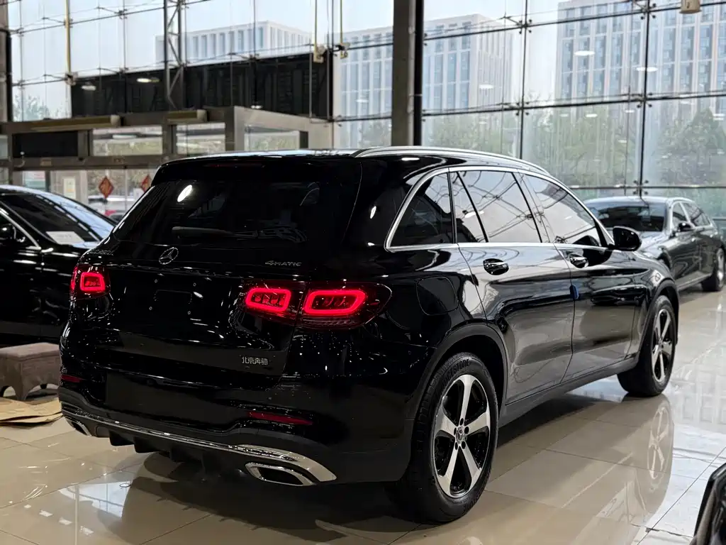 Mercedes-Benz GLC 2023 — фото 17