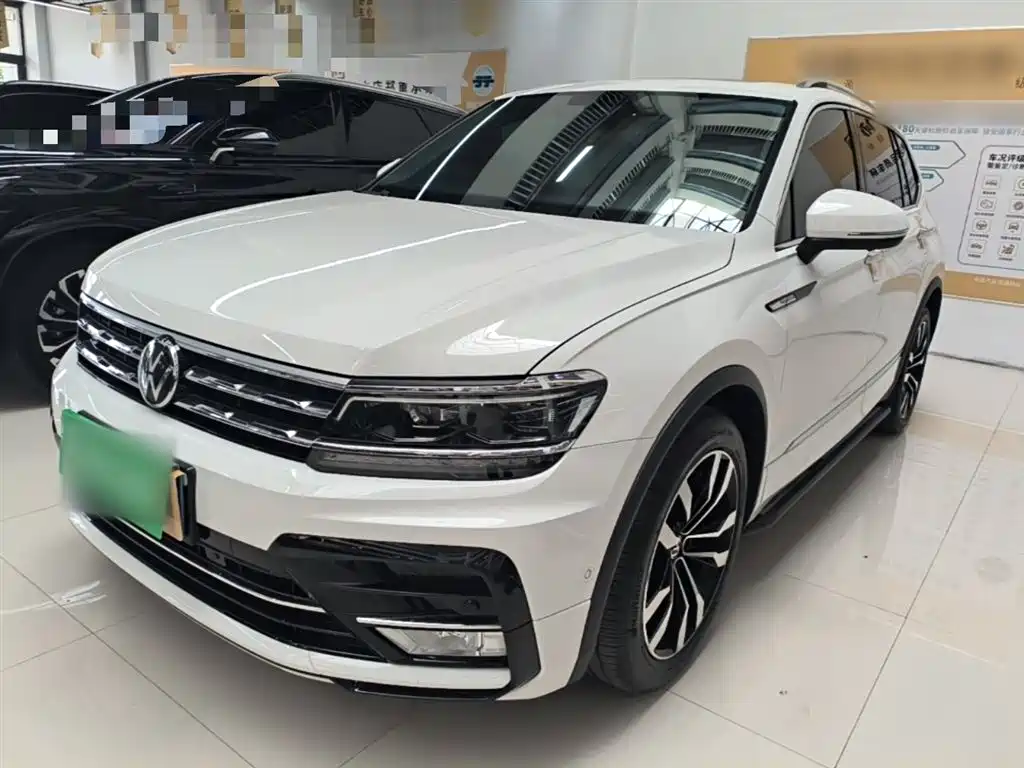 Volkswagen Tiguan L 2021 — фото 2