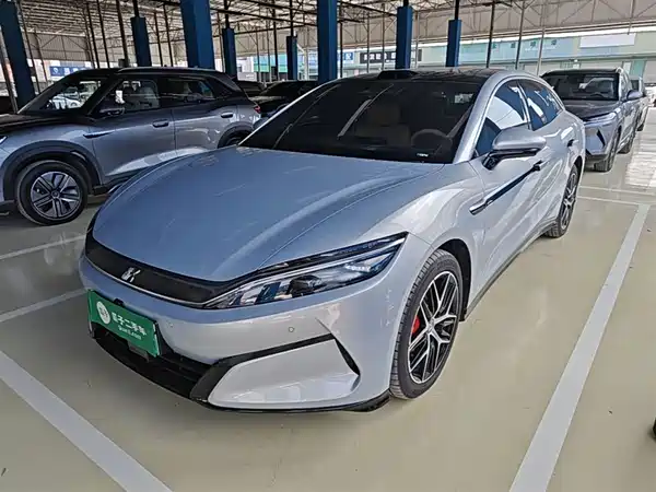 BYD Han L 2025
