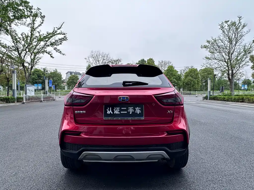 Geely Vision X3 2019 — фото 6
