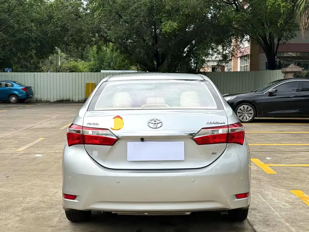 Toyota Corolla 2015 — фото 7