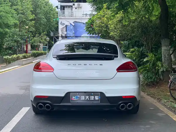 Porsche Panamera 2016