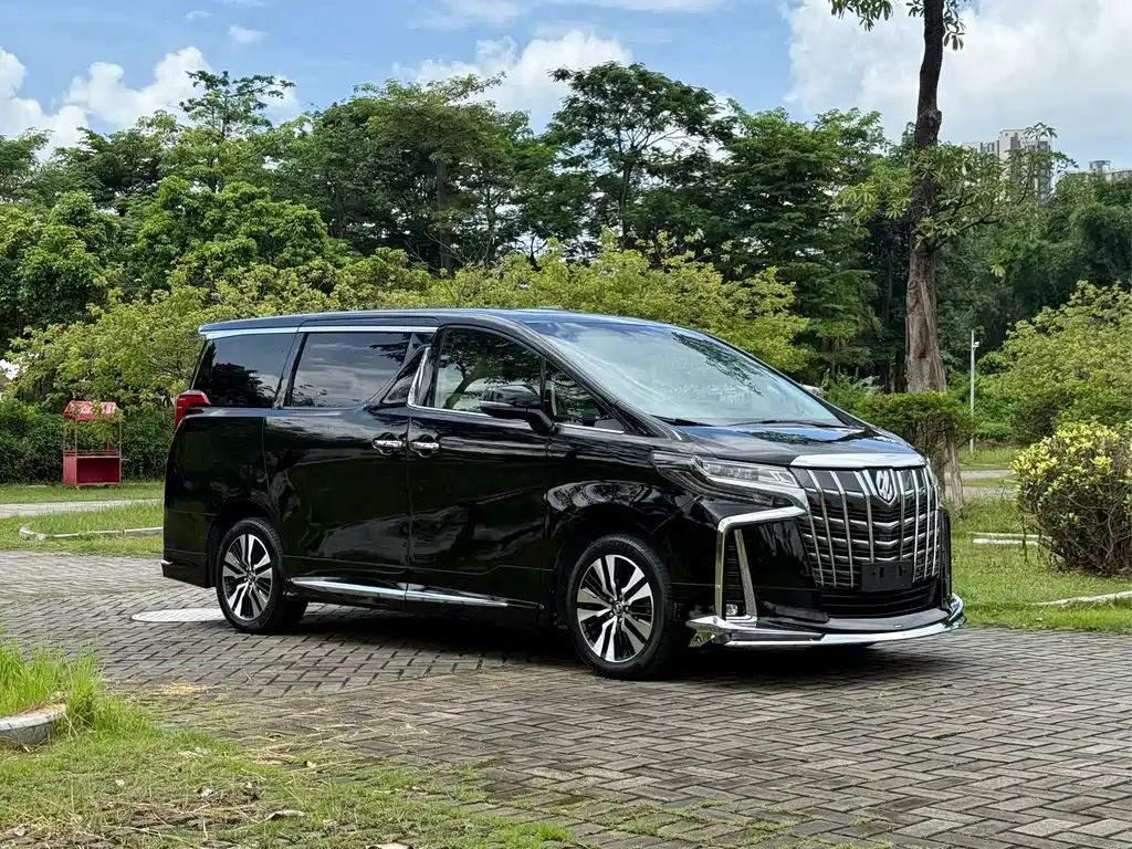 Toyota Alphard 2019 — фото 3