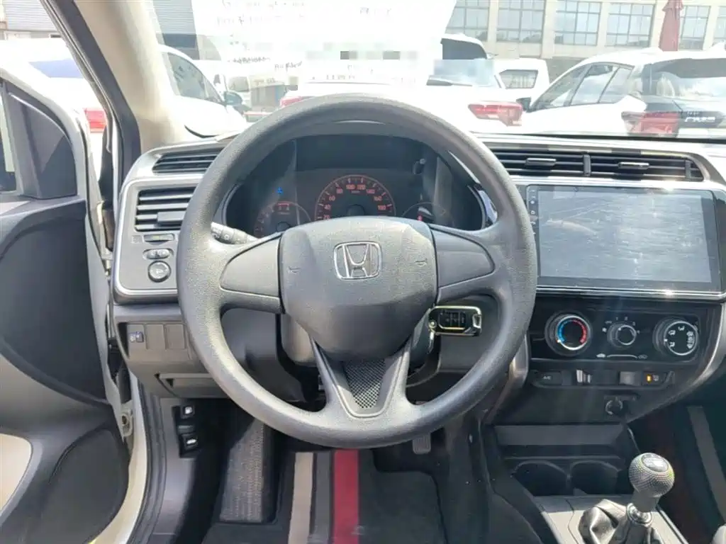 Honda City 2017 — фото 11