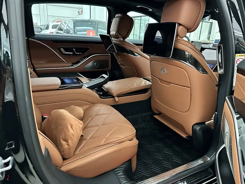 Mercedes-Benz S-Class 2023 — фото 16