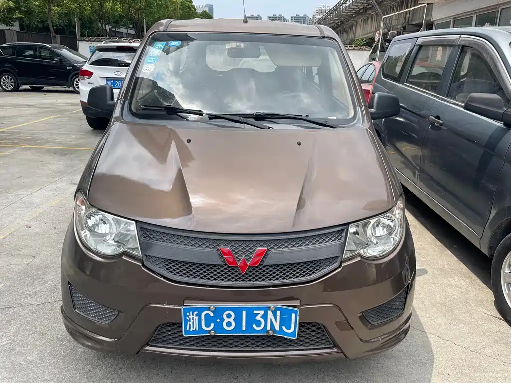 Wuling Hongguang 2017