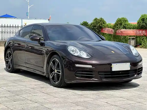 Porsche Panamera 2014