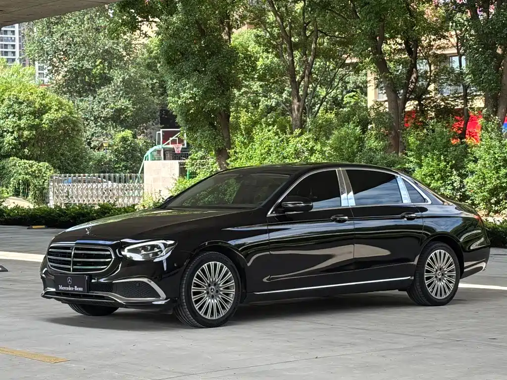Mercedes-Benz E-Class 2021