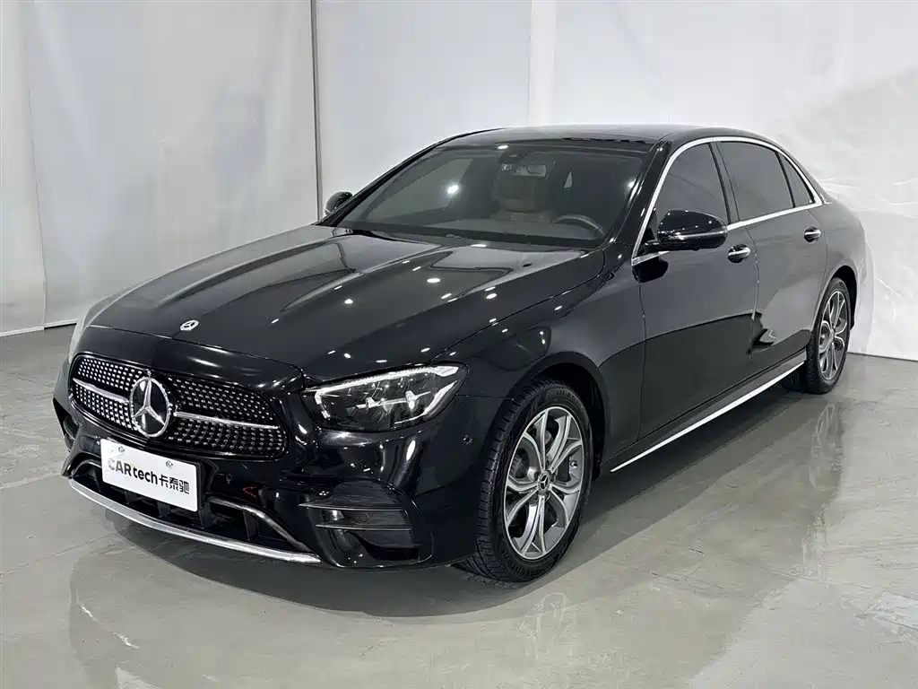 Mercedes-Benz E-Class 2023 — фото 3