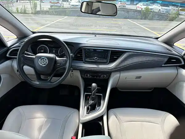 Buick GL6 2021