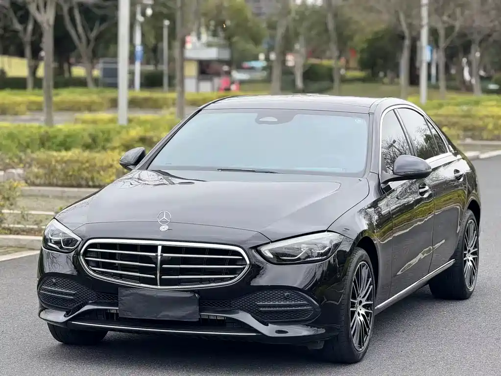 Mercedes-Benz C-Class 2022 — фото 1
