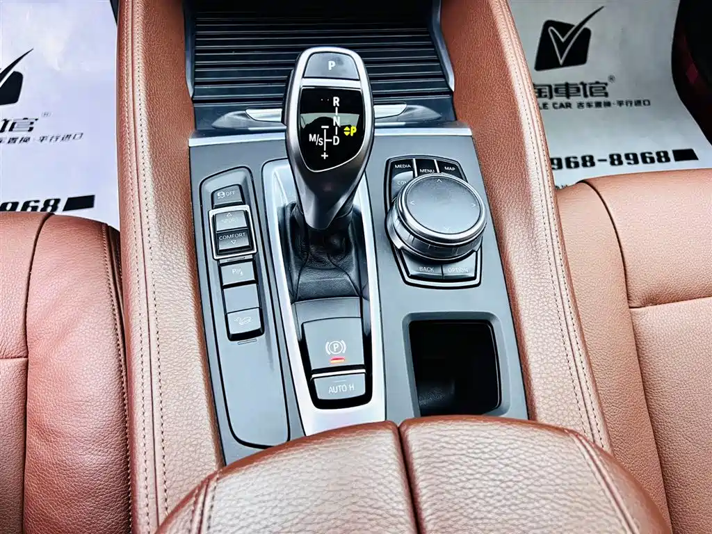 BMW X6 2017 — фото 14