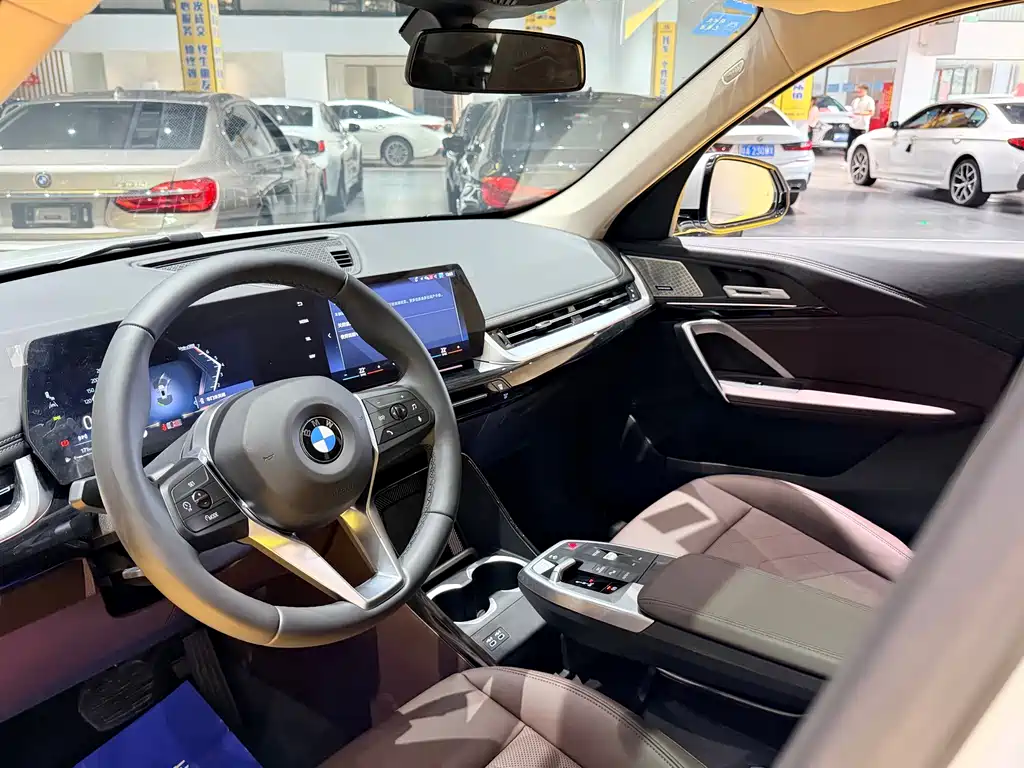 BMW X1 2024 — фото 17
