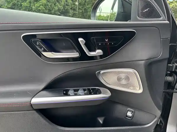 Mercedes-Benz C-Class AMG 2025
