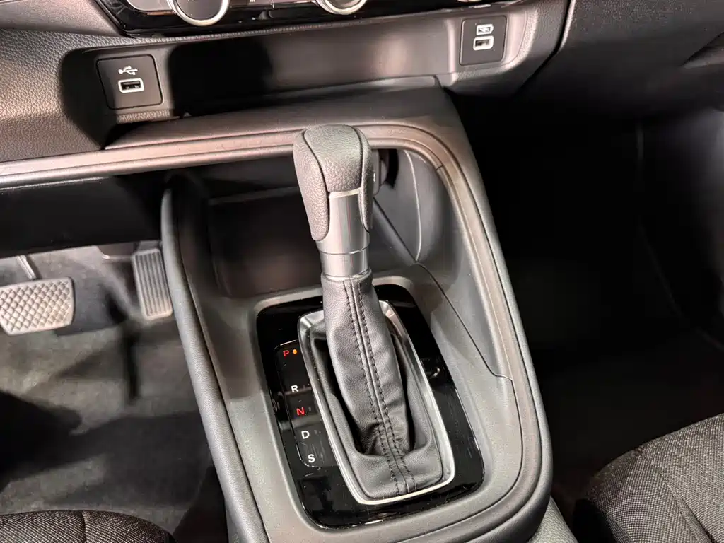 Honda Vezel 2023 — фото 13
