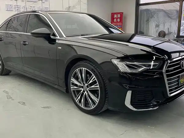 Audi A6L 2022