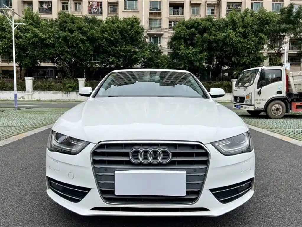 Audi A4L 2015 — фото 2